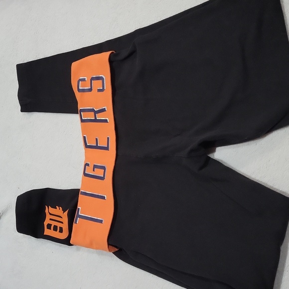 PINK Victoria's Secret Pants - Victoria's Secret PINK Leggings